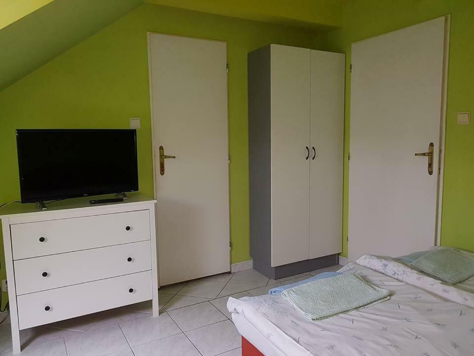 Penzion Kormos Штурово Экстерьер фото
